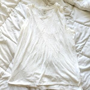 Large women's GAP tank top